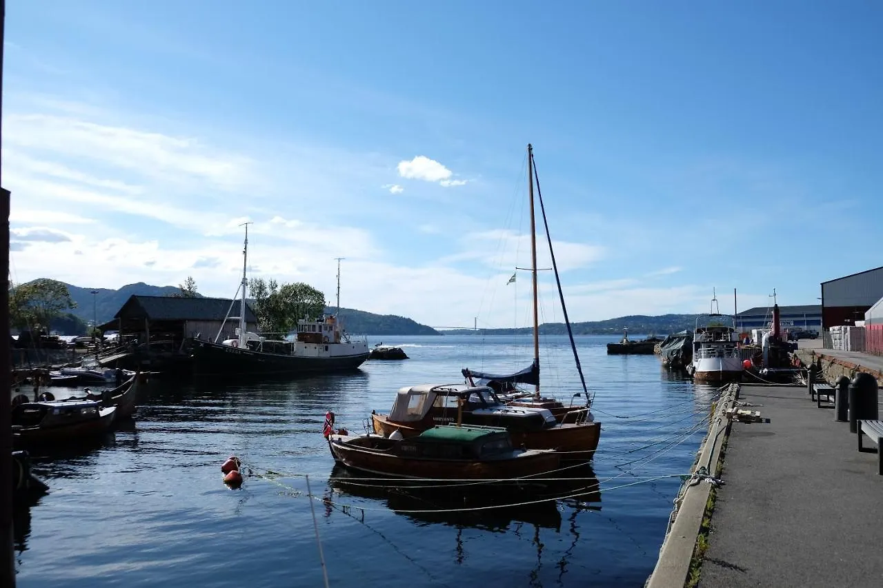 Charming Bergen House, Rare Historic House From 1779, Whole House Appartement Noorwegen