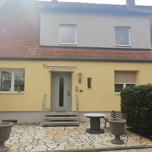 Ruhig Und Doch Zentral - Daham Apartment Röthenbach an der Pegnitz