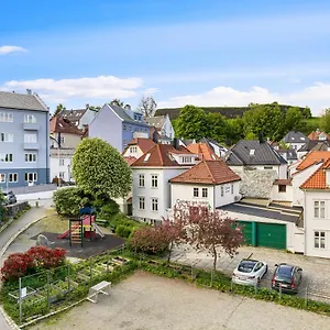 Appartement Behind Bryggen - Renovated - Budget Friendly, Bergen